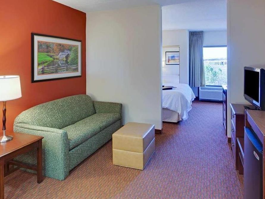 Hampton Inn Waynesboro/Stuarts Draft Fishersville Eksteriør billede