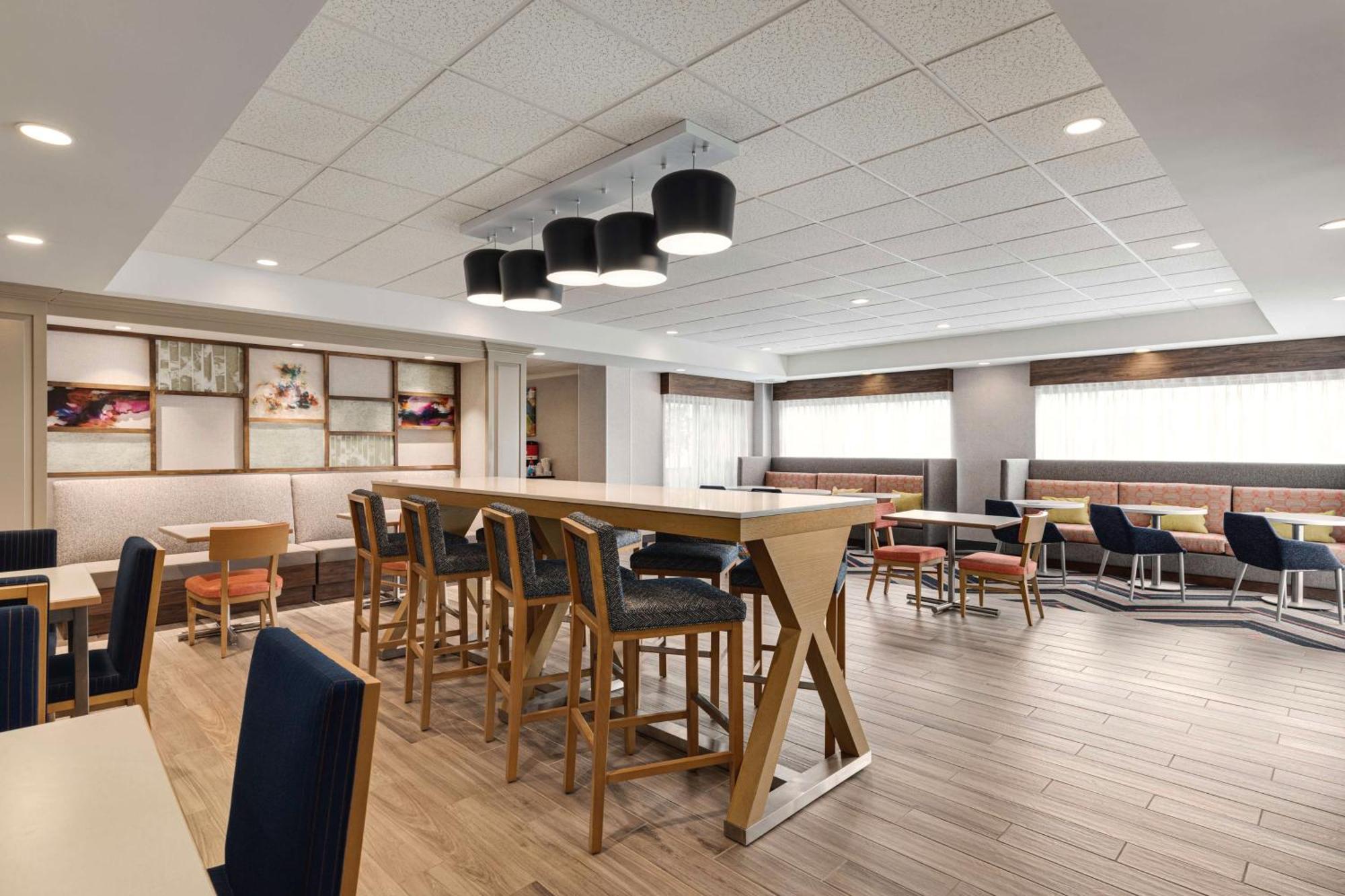 Hampton Inn Waynesboro/Stuarts Draft Fishersville Eksteriør billede