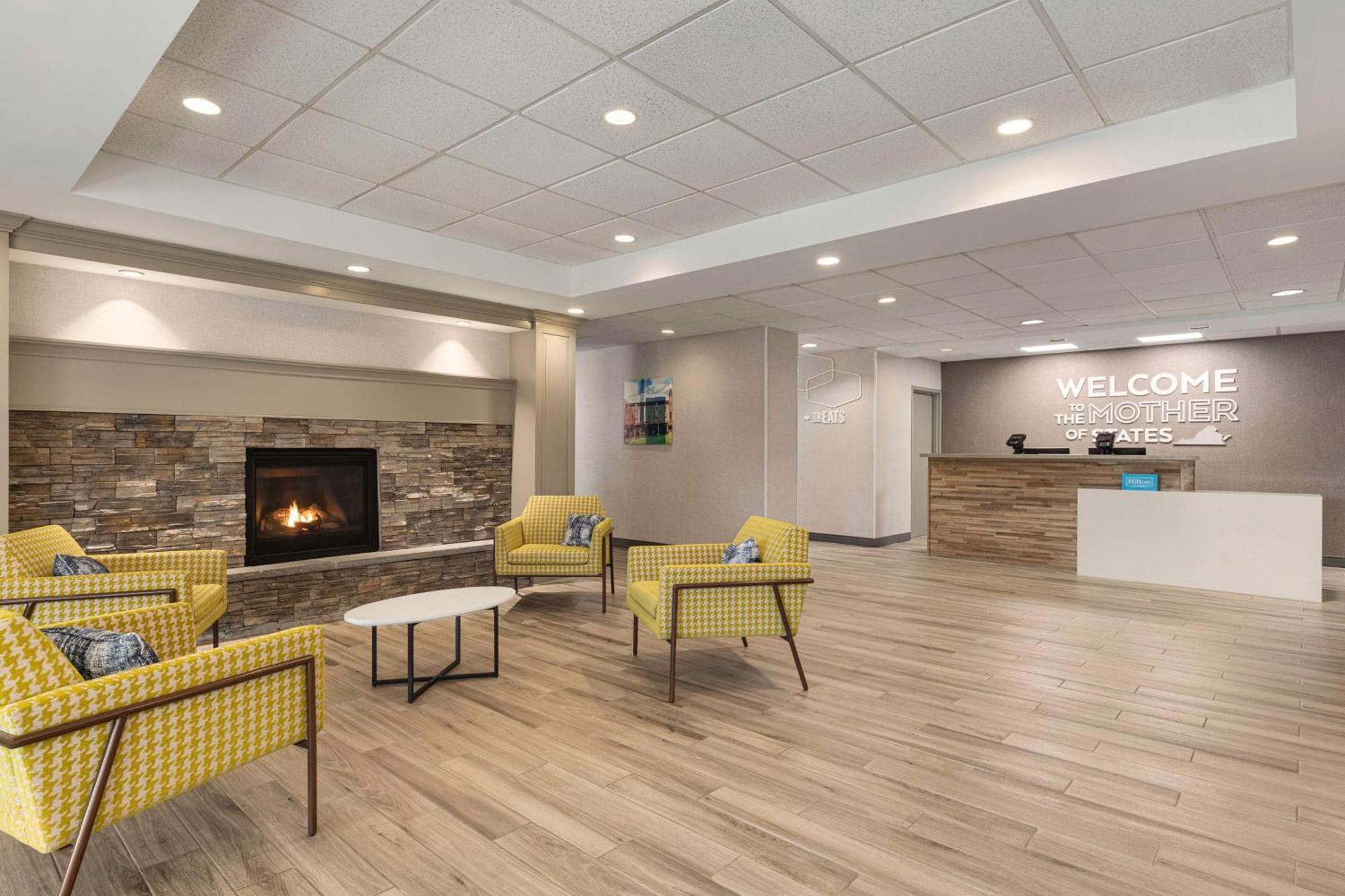 Hampton Inn Waynesboro/Stuarts Draft Fishersville Eksteriør billede