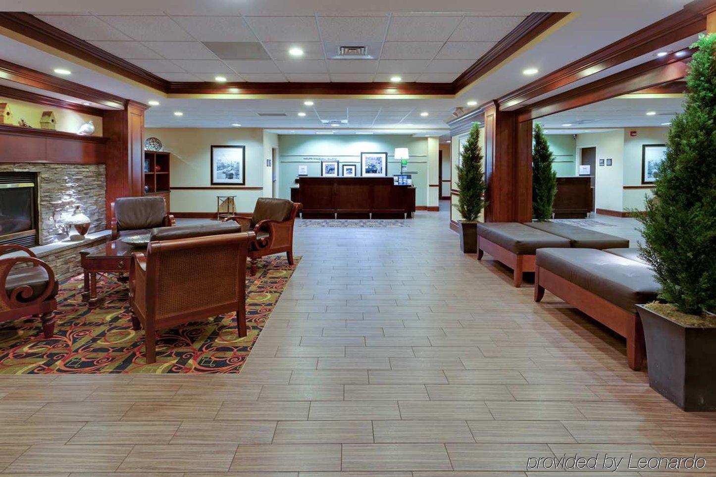 Hampton Inn Waynesboro/Stuarts Draft Fishersville Eksteriør billede