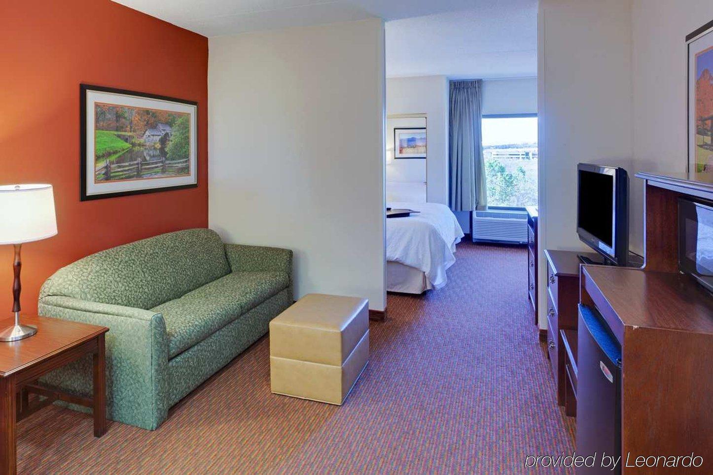 Hampton Inn Waynesboro/Stuarts Draft Fishersville Eksteriør billede