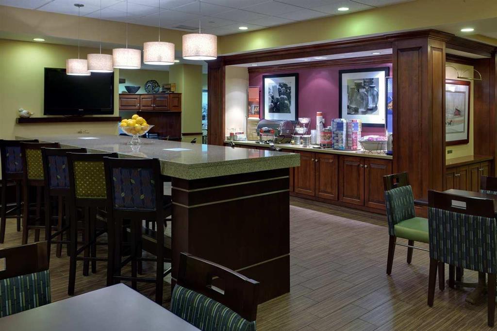 Hampton Inn Waynesboro/Stuarts Draft Fishersville Restaurant billede